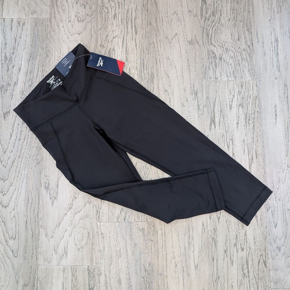 NWT Reebok Lux 3/4 Tight Leggings